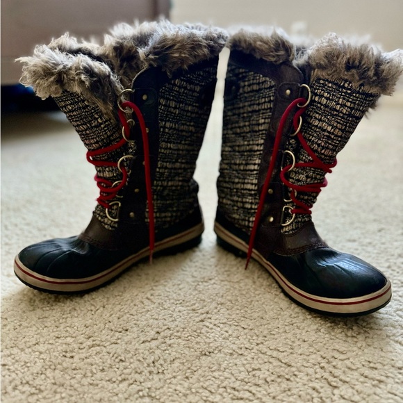 SOREL waterproof boots - Picture 1 of 5